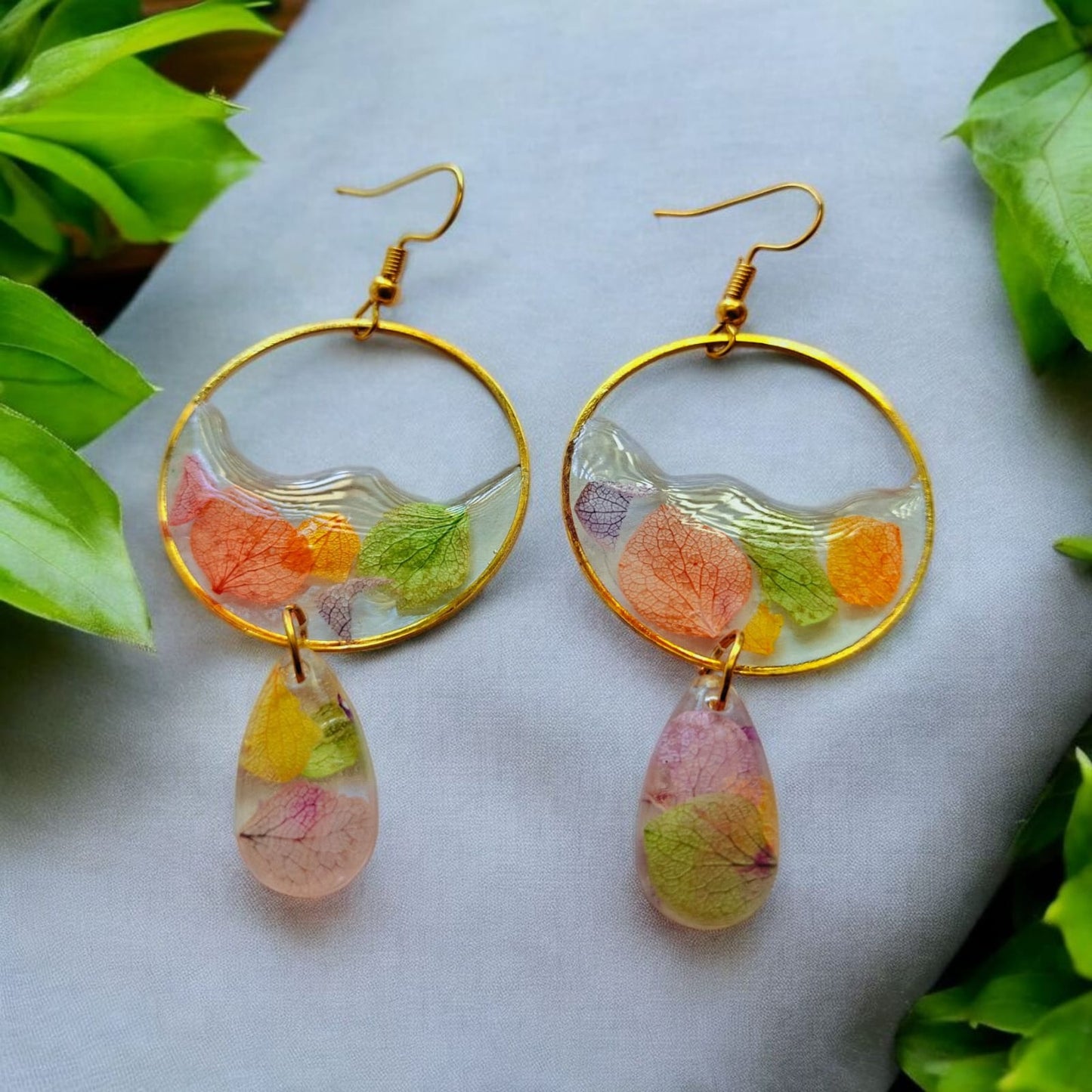 Multicolour Leaves drop earrings