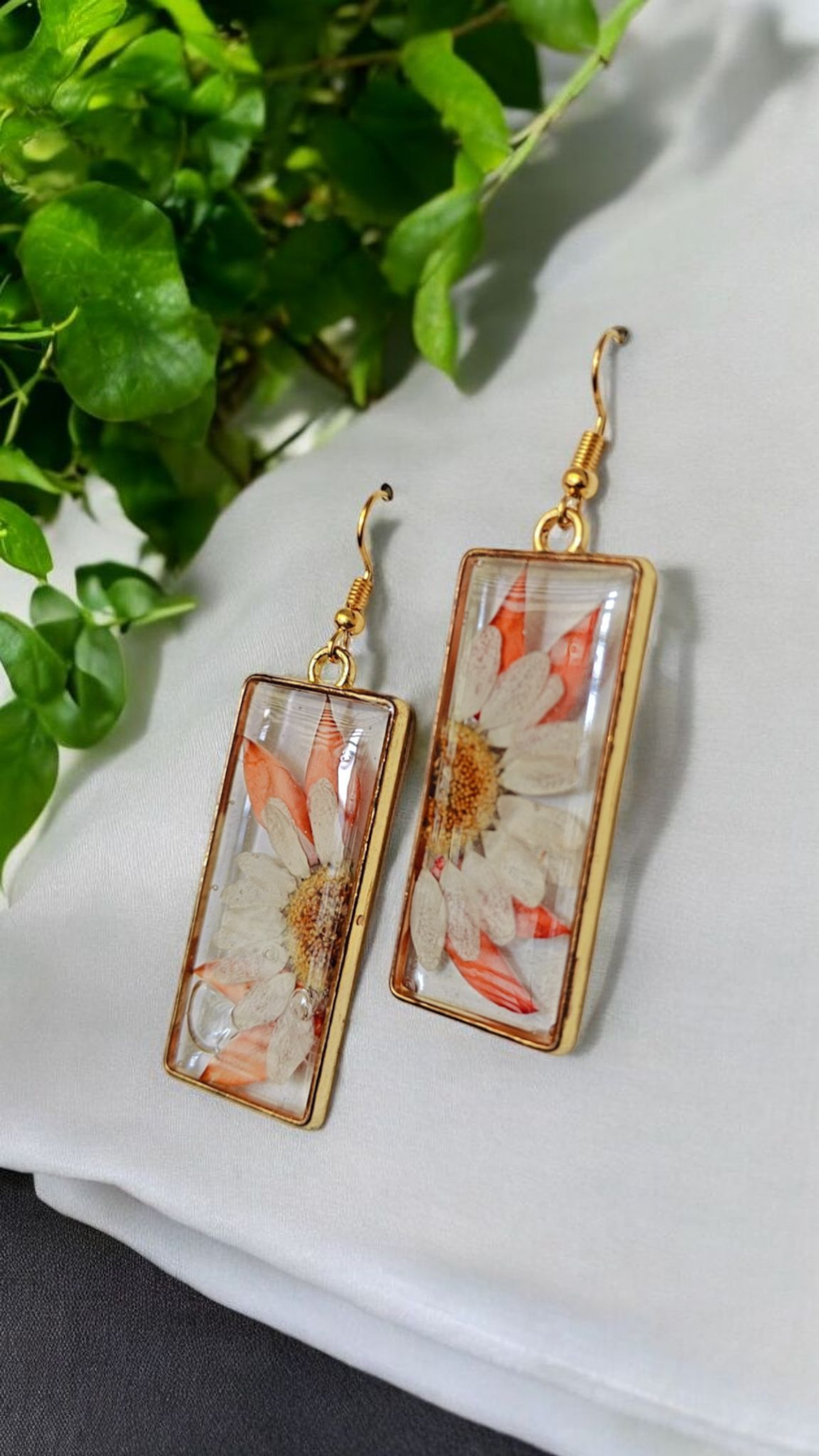 Crimson Daisy Glow Earrings